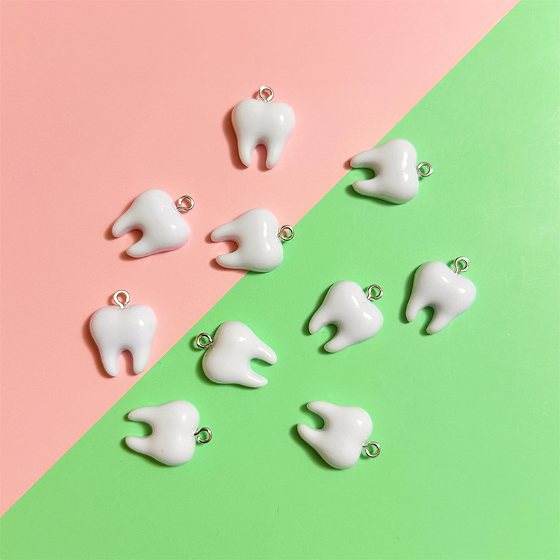Resin Craft Projects - 10 pièces de pendentifs en résine